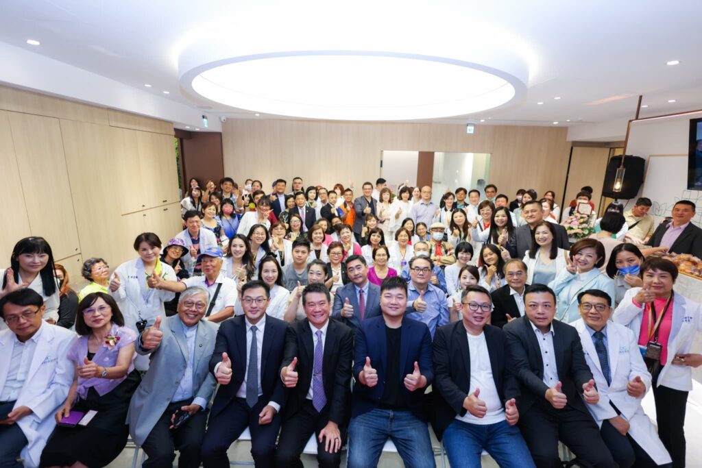 開幕活動共吸引2千人次一同歡慶,並有40家媒體聯合採訪。